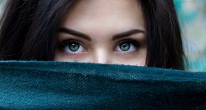 Obočie – opomínaná oblasť očného líčenia, vďaka ktorej môžete zažiariť