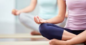 Joga proti bolesti chrbta – fyzio joga